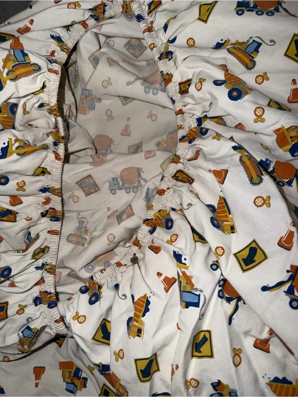 Circo Kids Twin Fitted Sheet with Pillowcase  with Construction Truck Print -